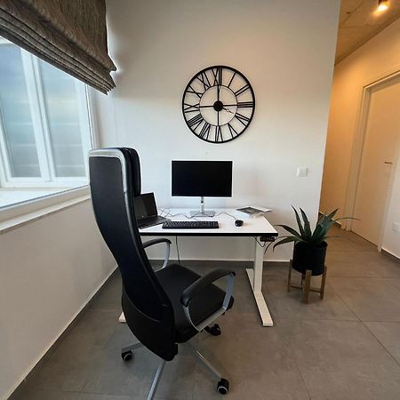 Seaside Luxury In Pembroke St Julians Apartment Luaran gambar